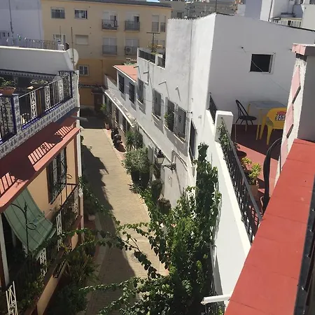 Bohemia Hotel 2*